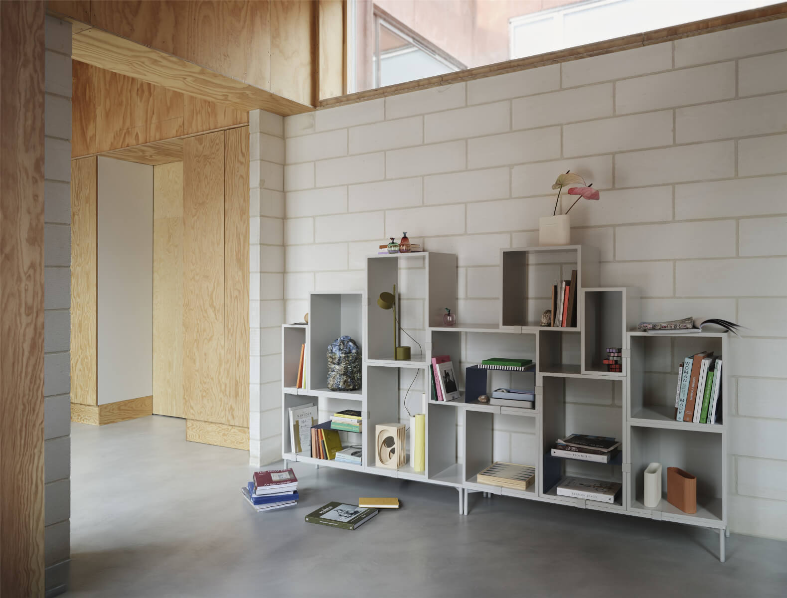 Stacked Storage Bookcase - Configuration 5, grau