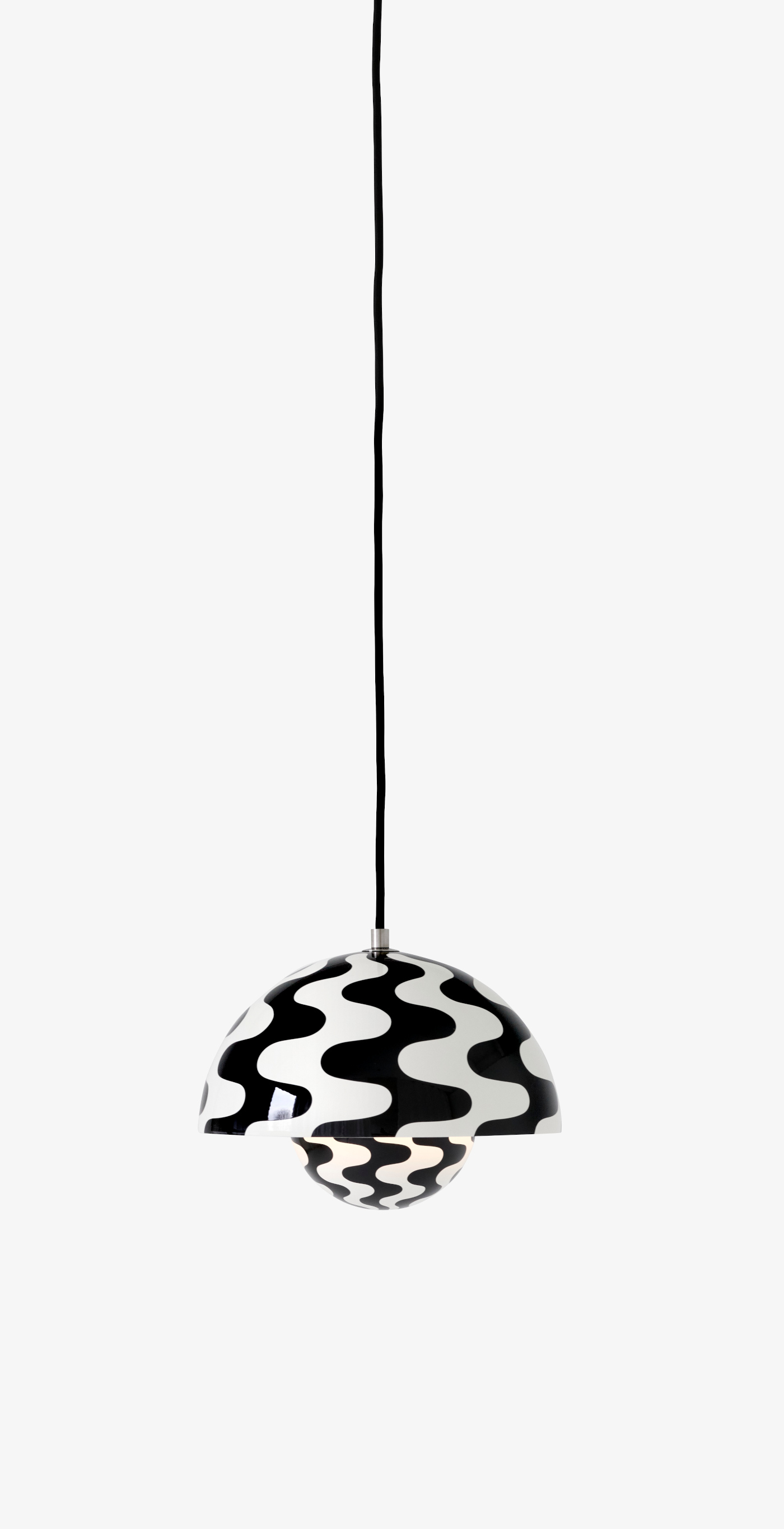 Flowerpot VP1 Pendelleuchte, black / white pattern