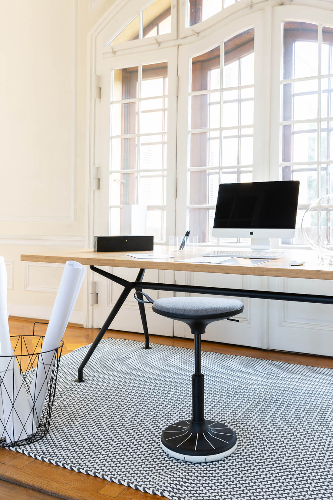 W3 Low Ergonomischer Bürohocker mit 3D-Bewegung, leder braun